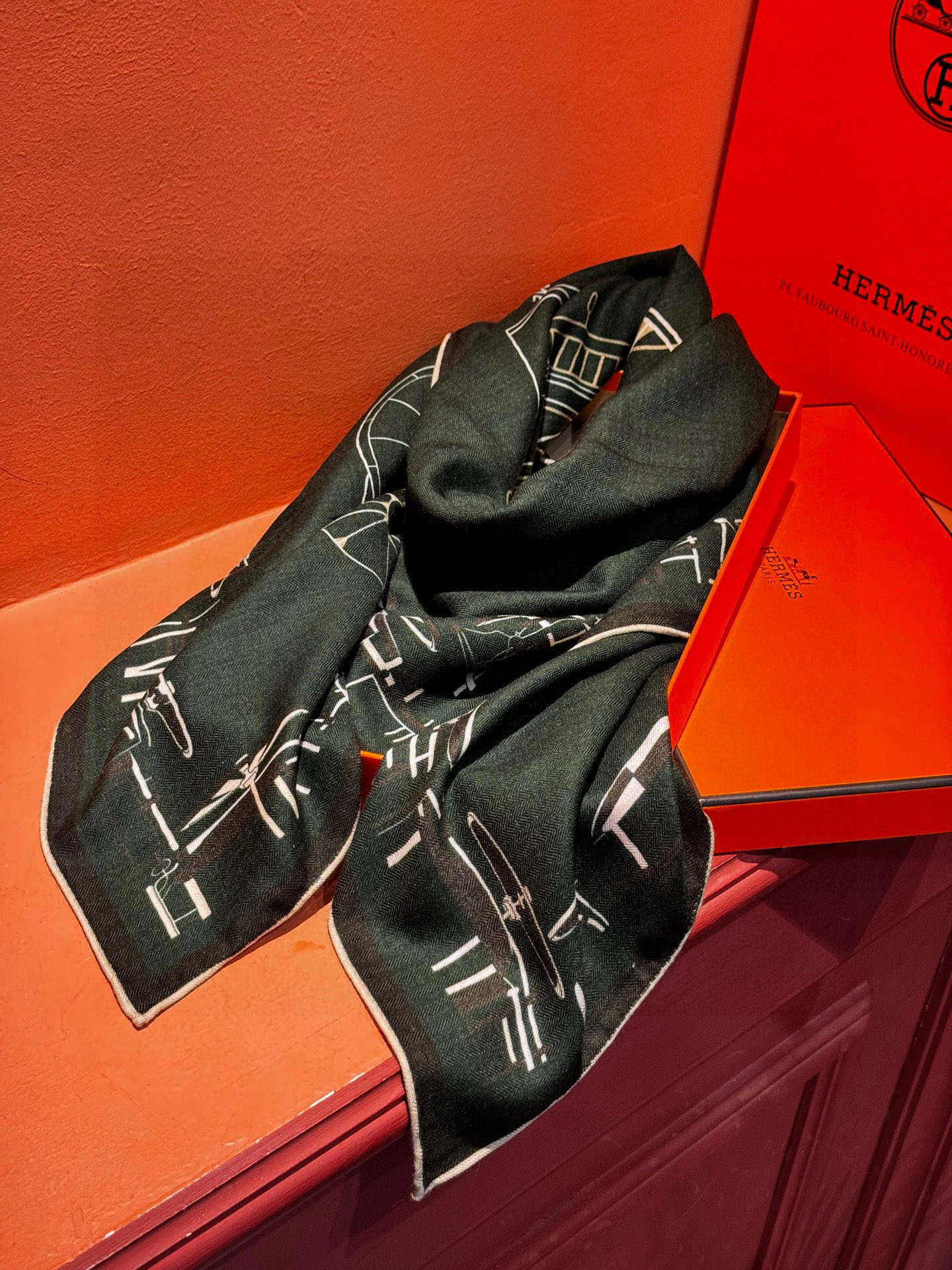 ✨✨HERMES 牛逼爆款 双面同色【马术的错综交叠140】【绝对顶级品质】💣超值回馈🎀绝对会尖叫的专柜