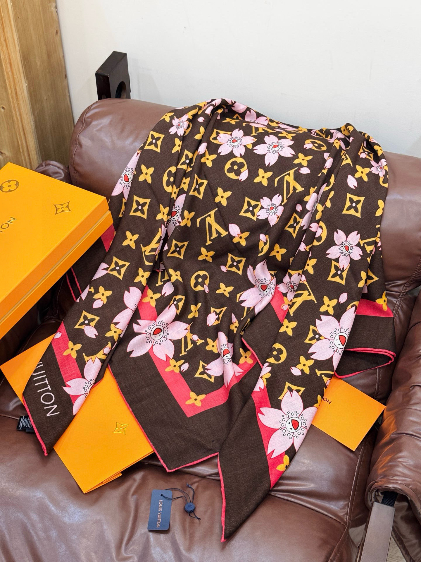 LV x TM MONOGRAM CHERRY BLOSSOM 【140顶级丝绒双面同色披肩】本款丝绒披