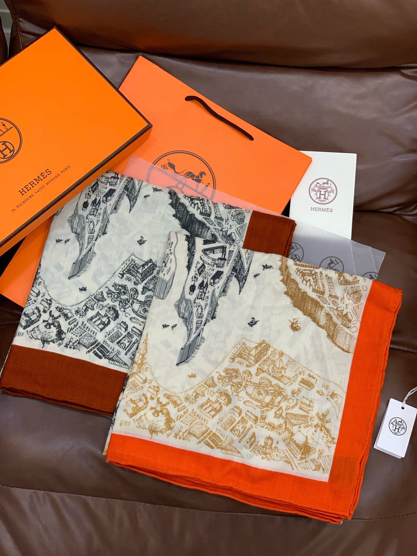 【140顶级丝羊绒双面同色披肩『骏马之城』！！超级气质！！】不仅美有其表，更有好品质与好细节的出彩内质！