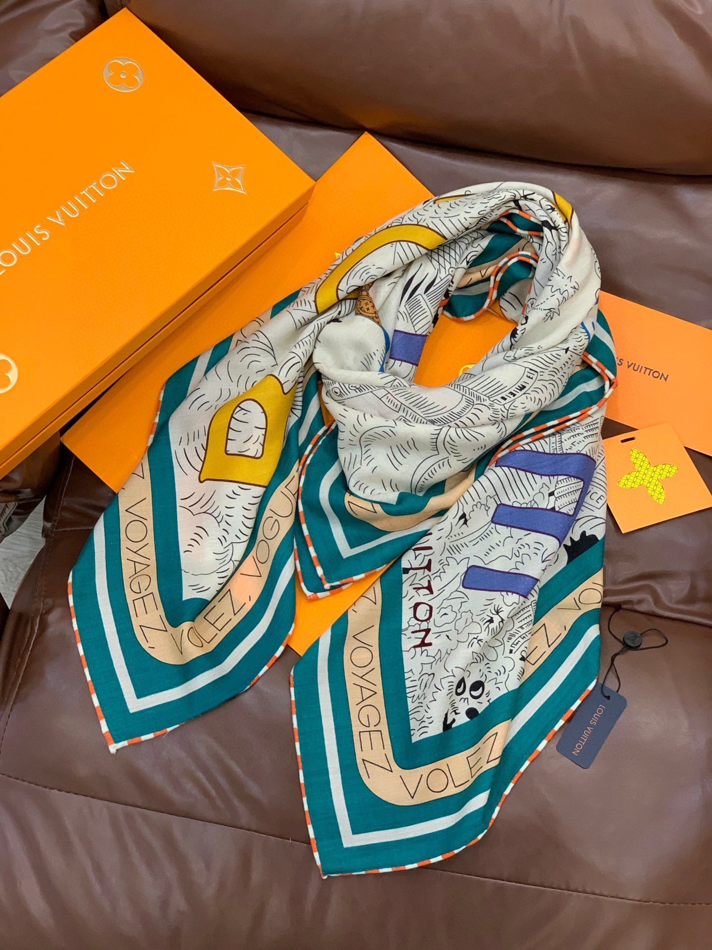 LV x TM 140披肩【140顶级丝绒双面同色披肩】本款LVxTMMonogram Multicol