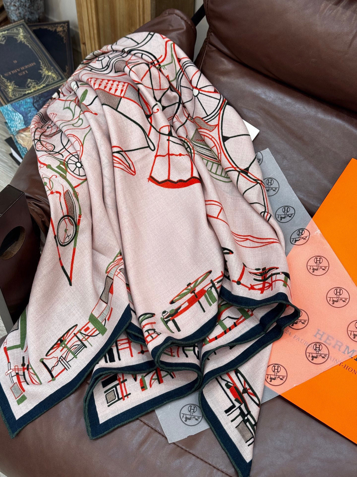 ✨✨HERMES 牛逼爆款 双面同色【马术的错综交叠140】【绝对顶级品质】💣超值回馈🎀绝对会尖叫的专柜