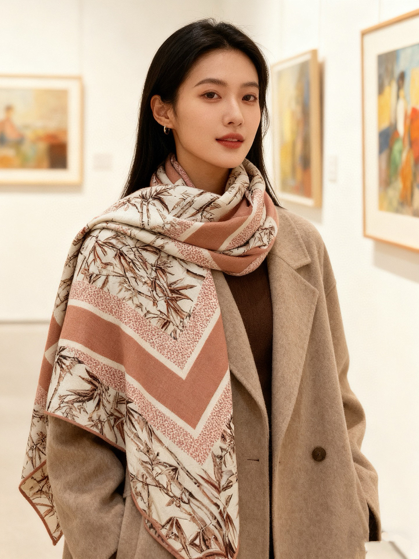 Dior 140丝绒双面同色印花披肩140 厘米丝绒面料多色 Millefiori 图案这款披肩饰以多色