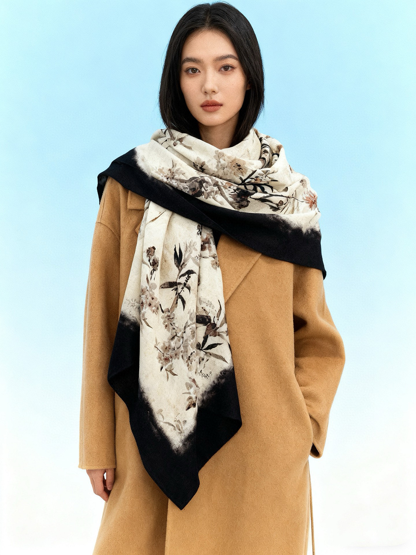 Dior 140丝绒双面同色印花披肩Millefiori 图案这款披肩饰以多色 Millefiori 图