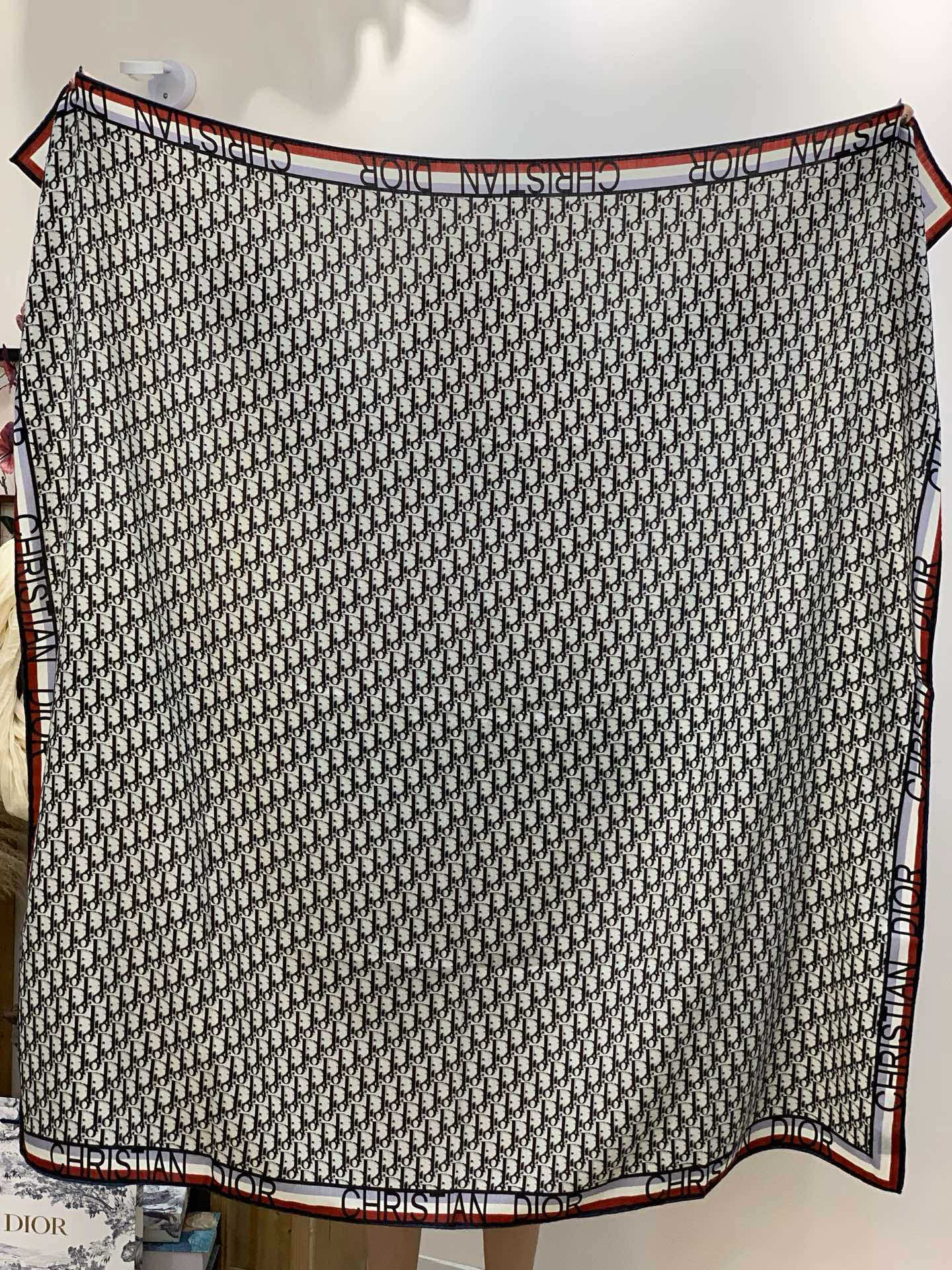 新✨✨😘👍Dior最最新的专柜主打款【D边框老花140】 💟 度假及日常都非常好搭配的款😍订单私流 】一