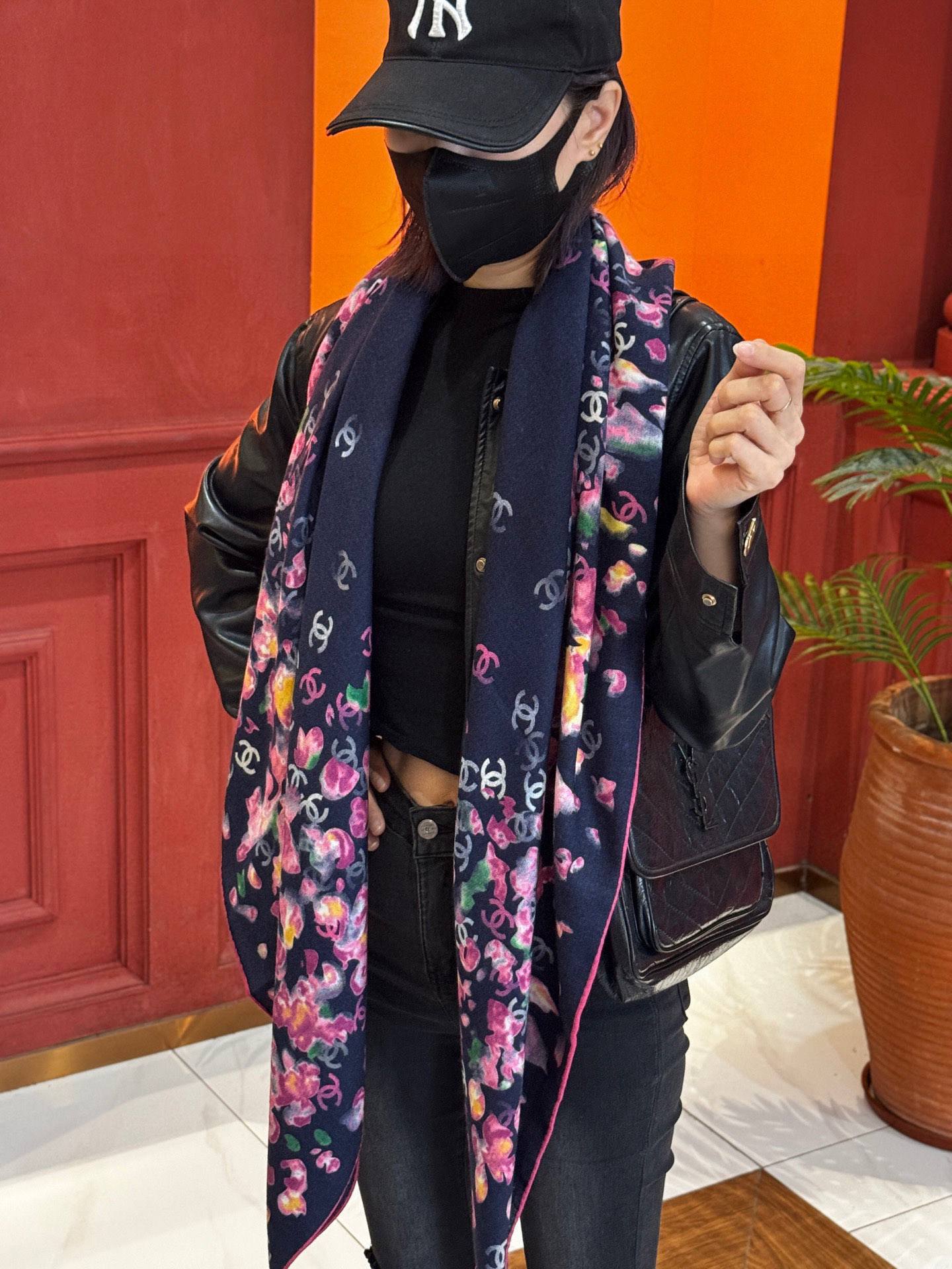 🌸·春日碎花20。 Chanel 140丝绒双面披肩25新款碎花花披肩超级有氛围感135*135cm的大