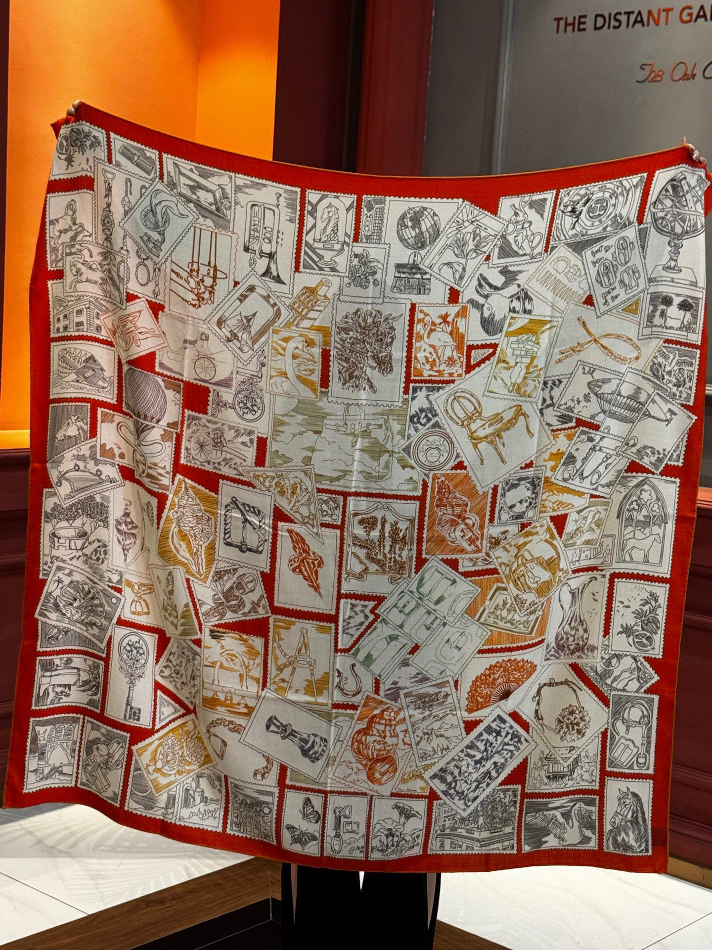 💟2025年秋冬抢先 上新💞【双面同色丝绒方巾】手工卷边山羊绒和真丝混纺披肩（70%山羊绒，30%桑蚕丝