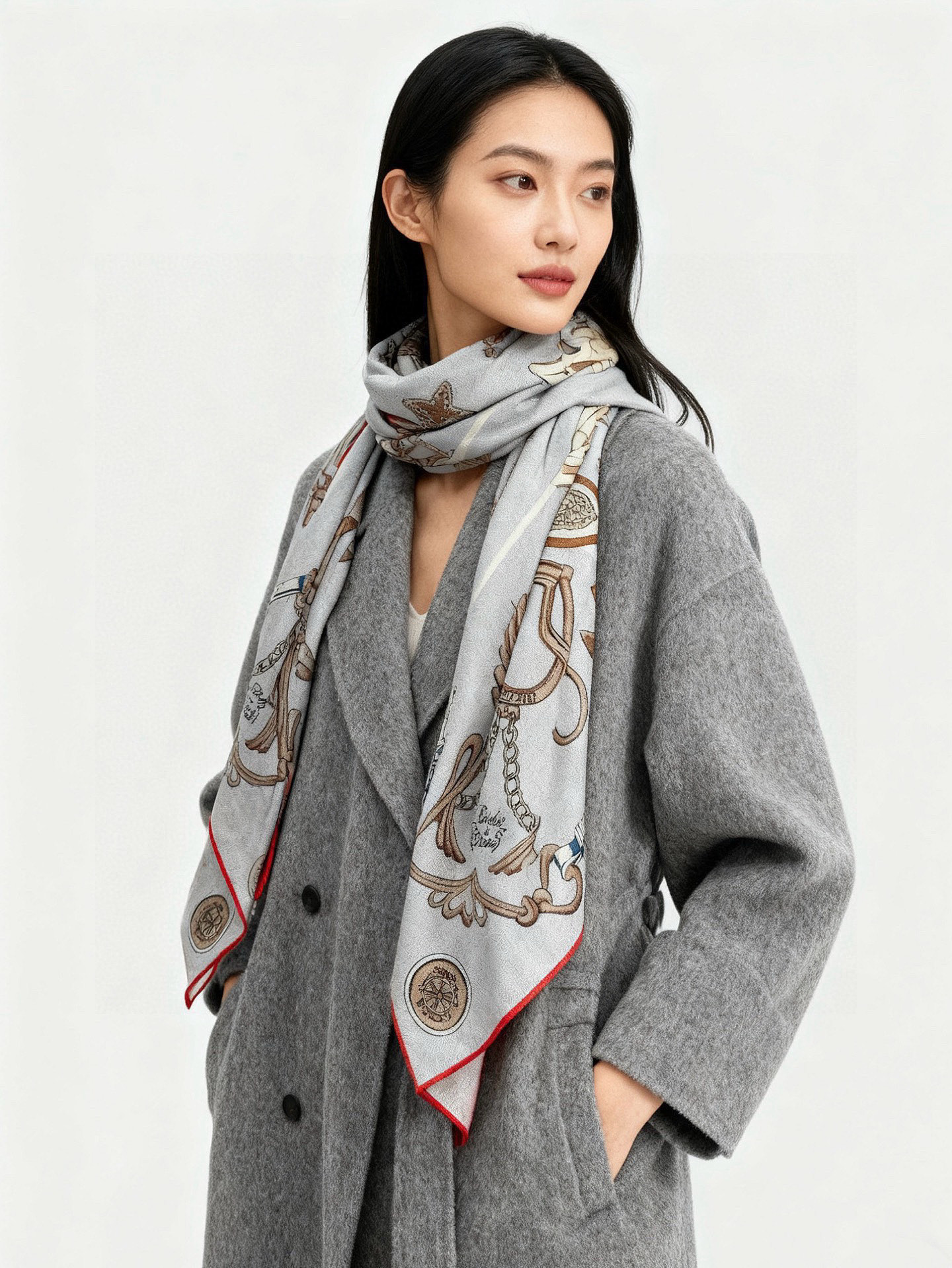 新款 秋冬搭配利器❗️顶级双面同色真丝羊绒披肩！！点睛精彩，图案和配色都超级喜欢，又一款双面配色工艺设计