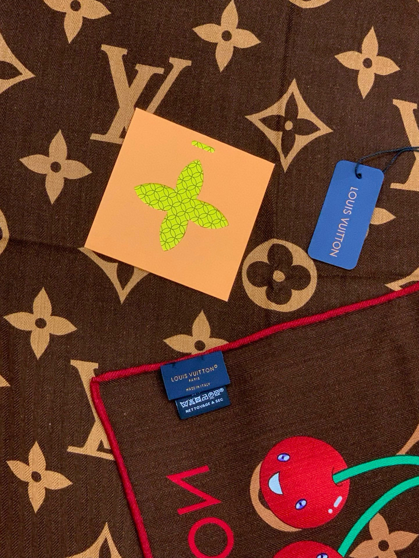 LV X TM MONOGRAMCERISE 140丝绒方巾【140双面丝绒同色】LV × TM Mon