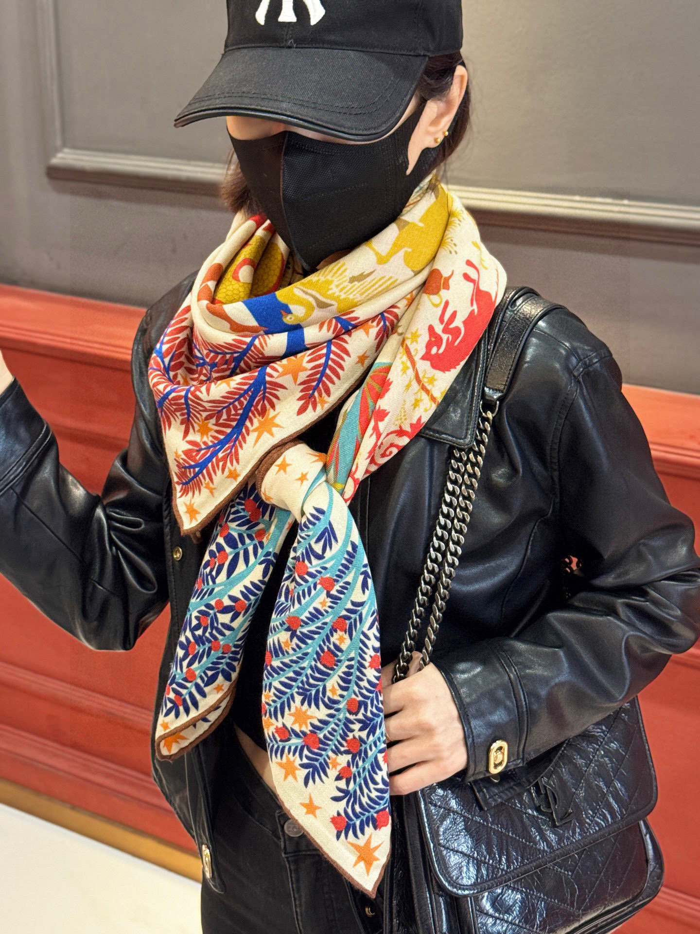 羊绒新款🆕👏👏买了都说好看‼️推荐💕爱马仕双面同色羊绒方巾【玛雅森林双面同色140】，顶级工艺超值‼️爱