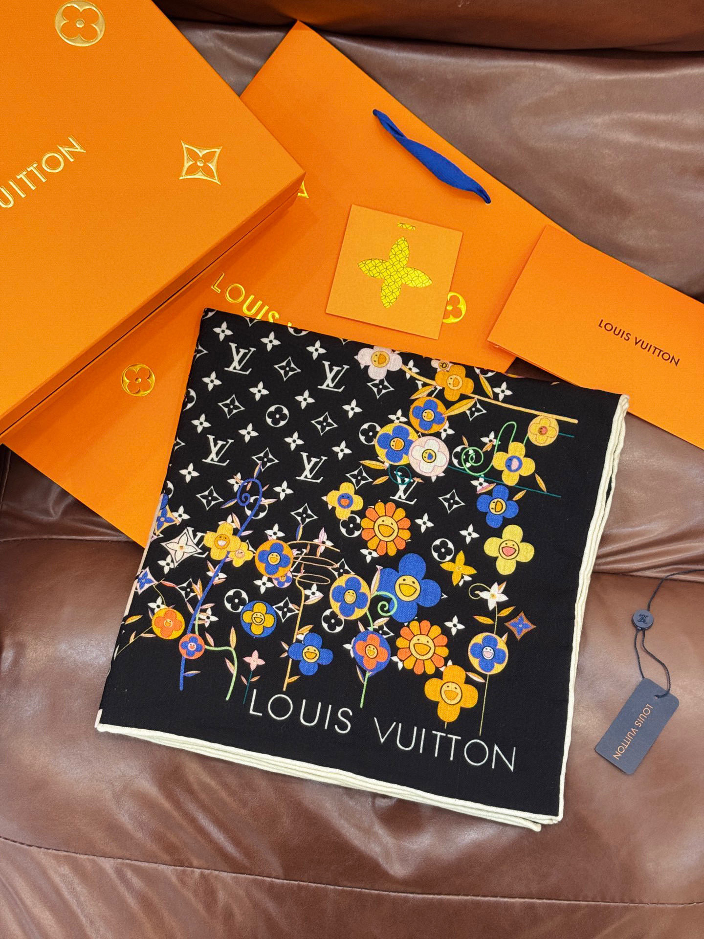 LV x TM SUPERFLAT FLOWERS 140 披肩【140顶级丝绒双面同色印花】LV x 