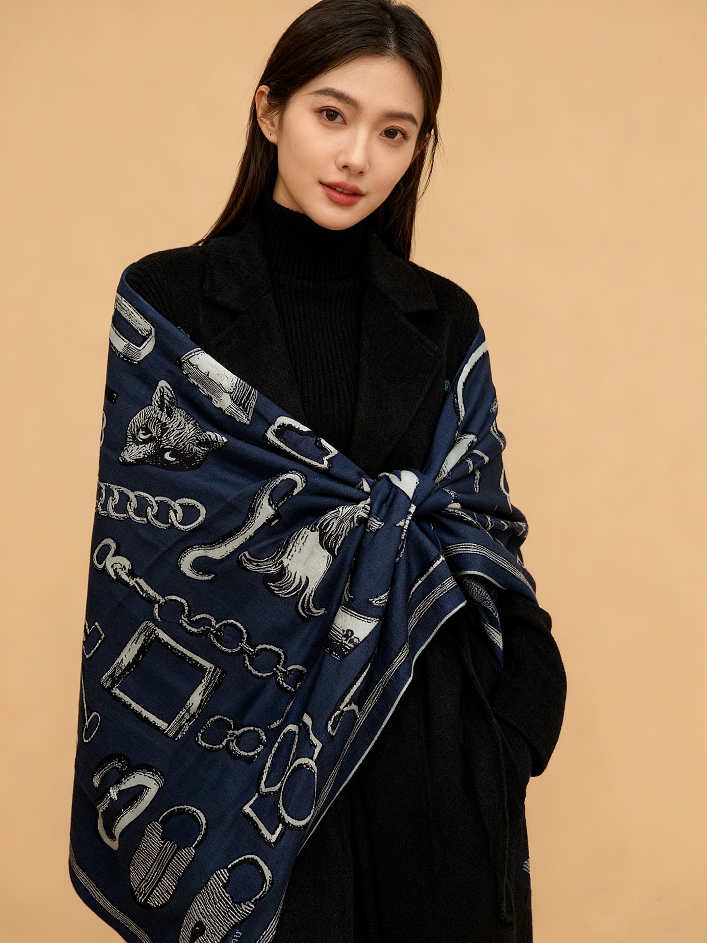 爱马仕(Hermes)【💗】 | “马具故事的诗意回顾”140披肩 【上新❤️】 永远秉承高品质手工卷边