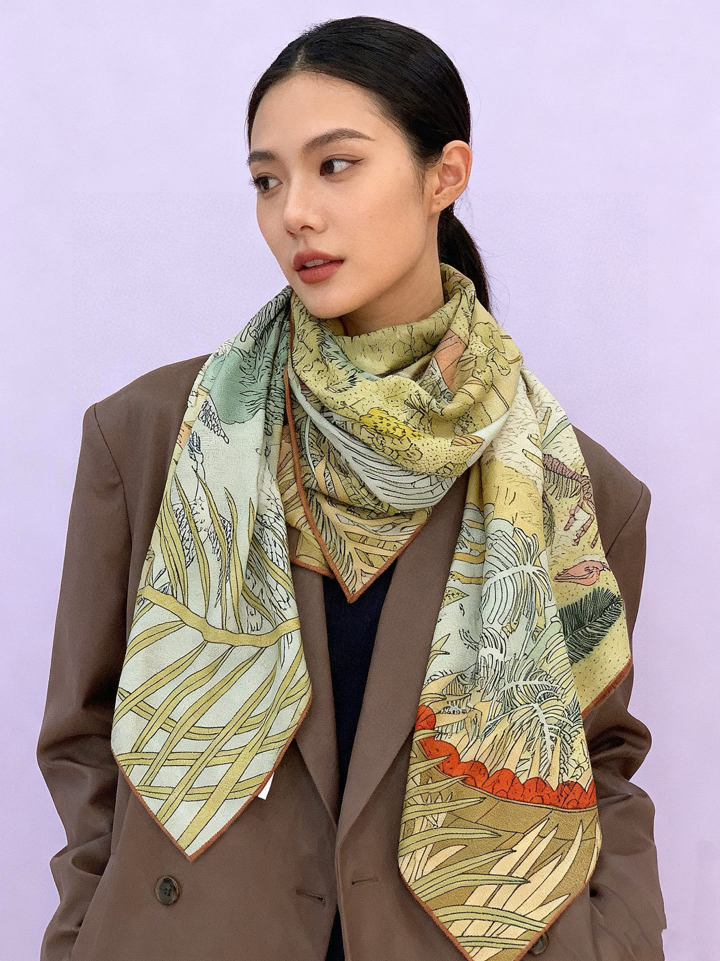 爱马仕～秋冬搭配利器❗️顶级双面同色真丝羊绒披肩！！1条等于2条】点睛精彩，图案和配色都超级喜欢，又一款