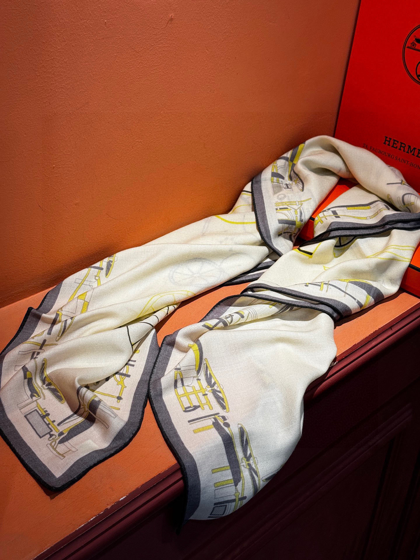 ✨✨HERMES 牛逼爆款 双面同色【马术的错综交叠140】【绝对顶级品质】💣超值回馈🎀绝对会尖叫的专柜