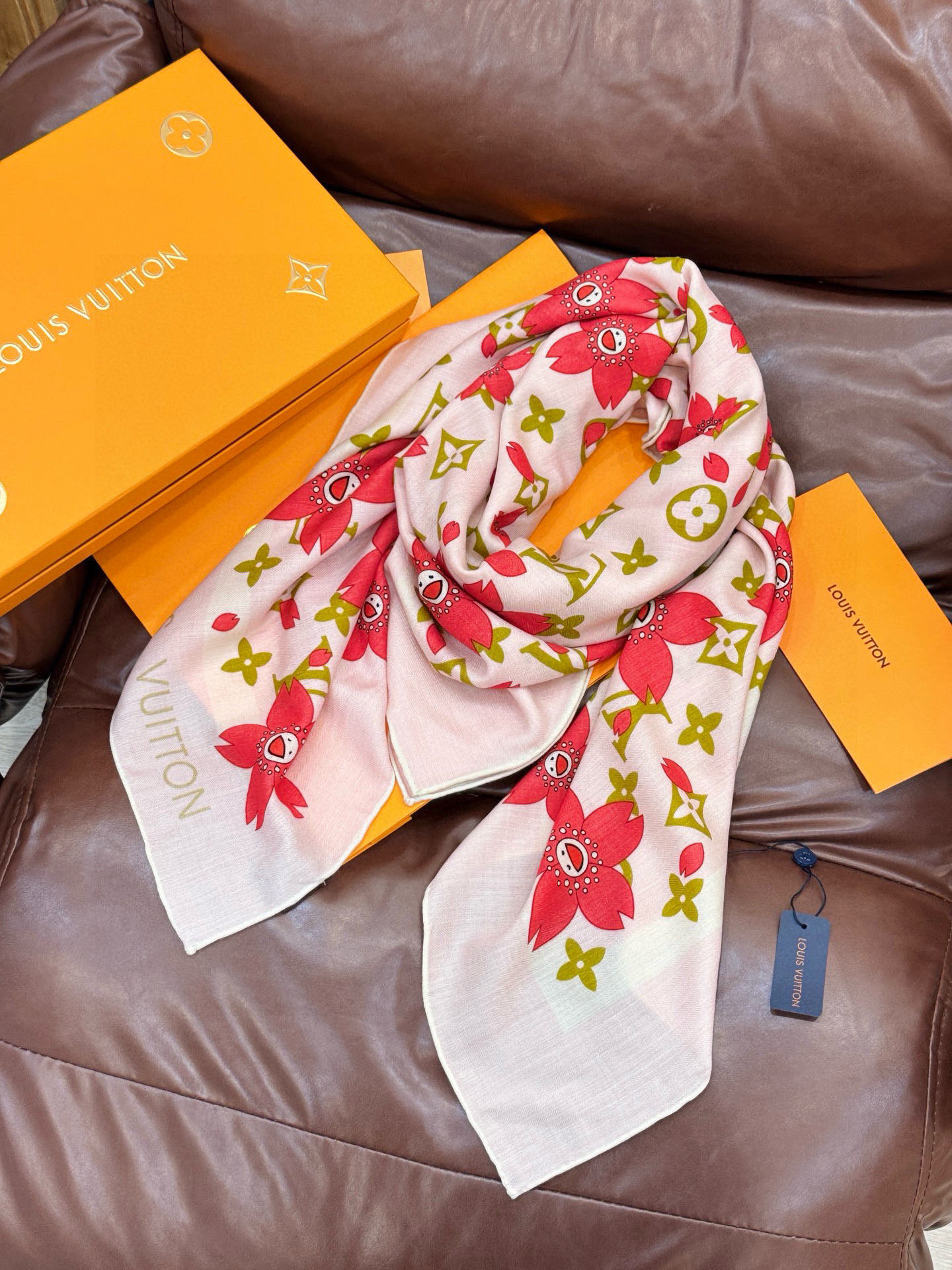 LV x TM MONOGRAM CHERRY BLOSSOM 【140顶级丝绒双面同色披肩】本款丝绒披