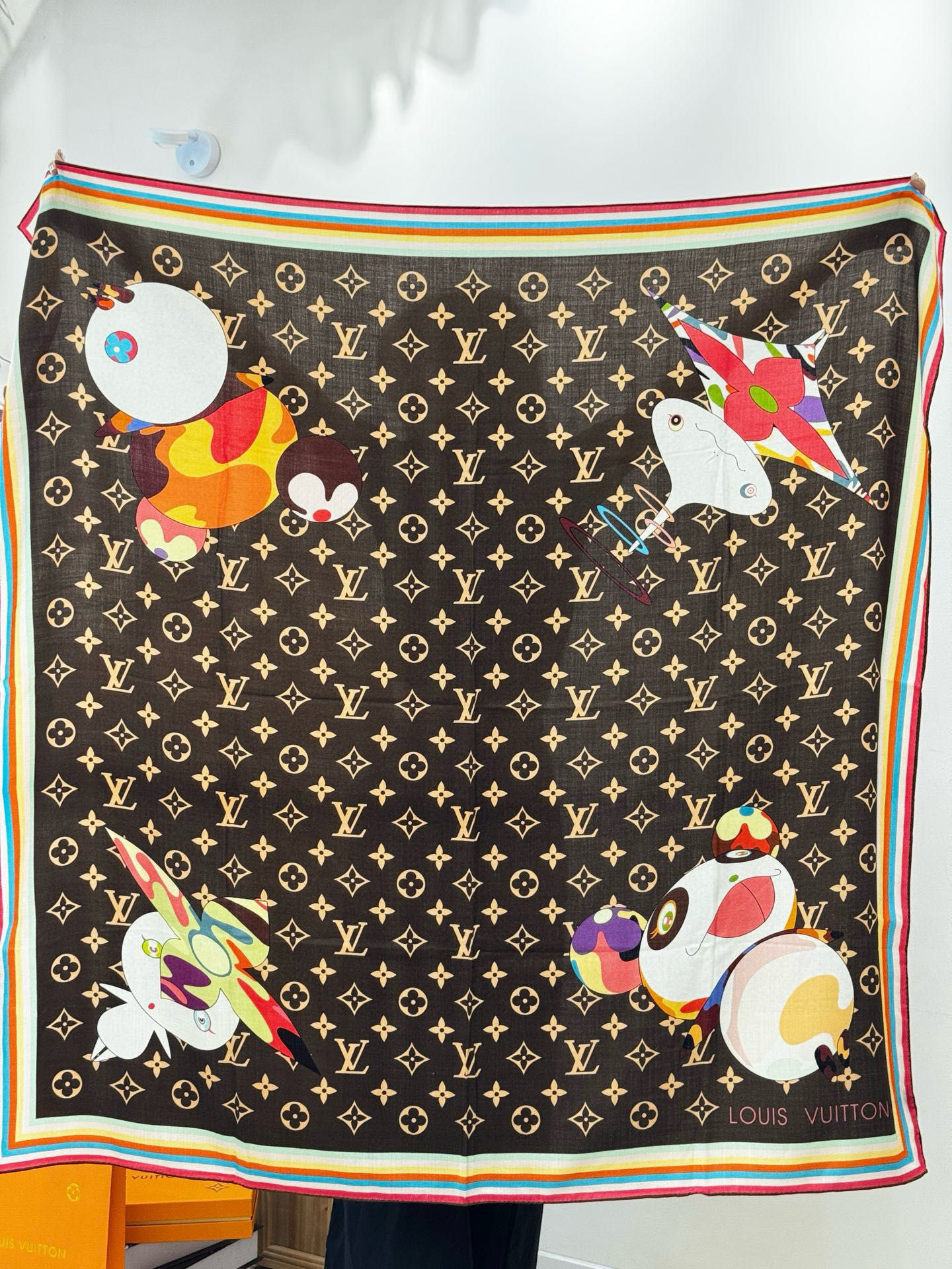 LV x TM SUPERFLAT 140丝绒方巾【140真丝羊绒双面同色披肩】LV x TM Mono