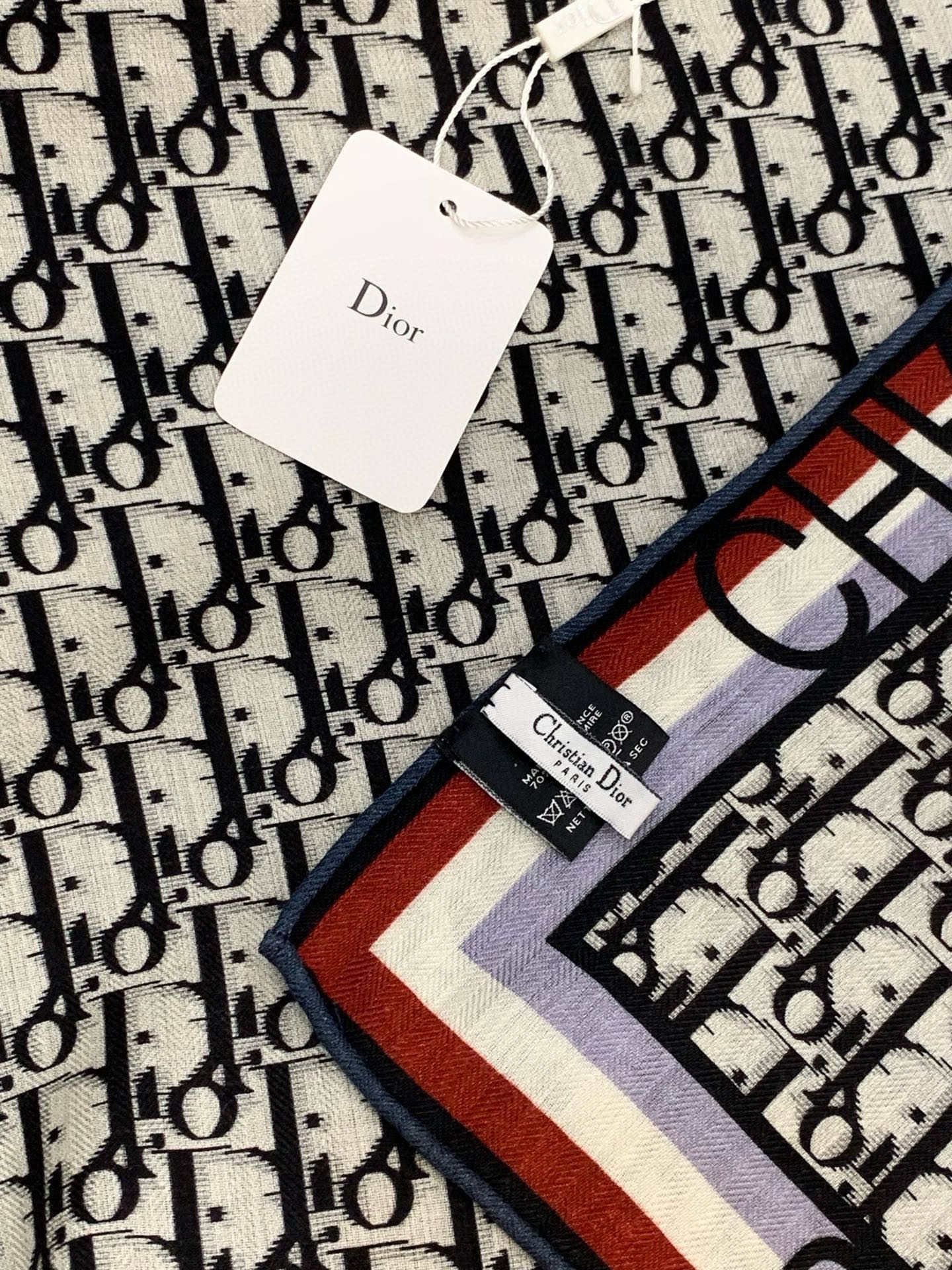 新✨✨😘👍Dior最最新的专柜主打款【D边框老花140】 💟 度假及日常都非常好搭配的款😍订单私流 】一