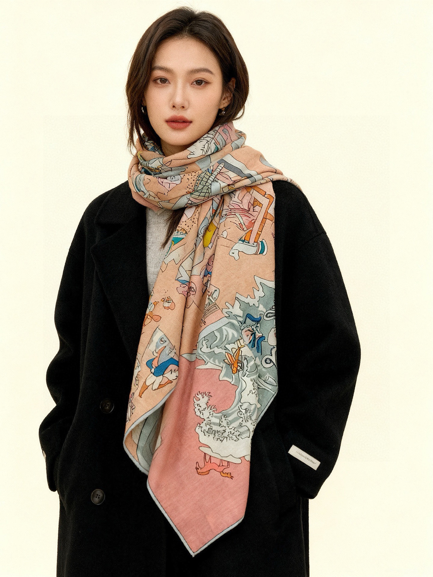 “马术学院”140双面同色丝绒披肩～Hermes 手工卷边丝绒方巾（30%桑蚕丝70%羊绒）这款爱马仕的