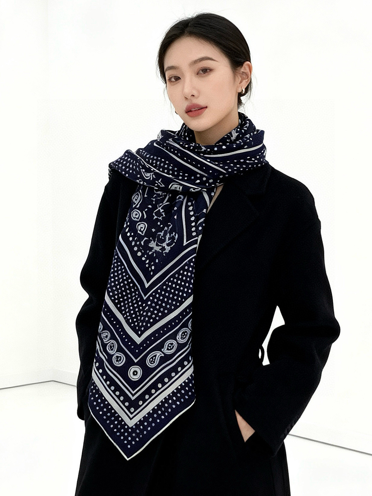 羊绒新款🆕👏👏买了都说好看‼️推荐💕爱马仕双面同色羊绒方巾【双面同色140】，顶级工艺超值‼️爱马仕专柜