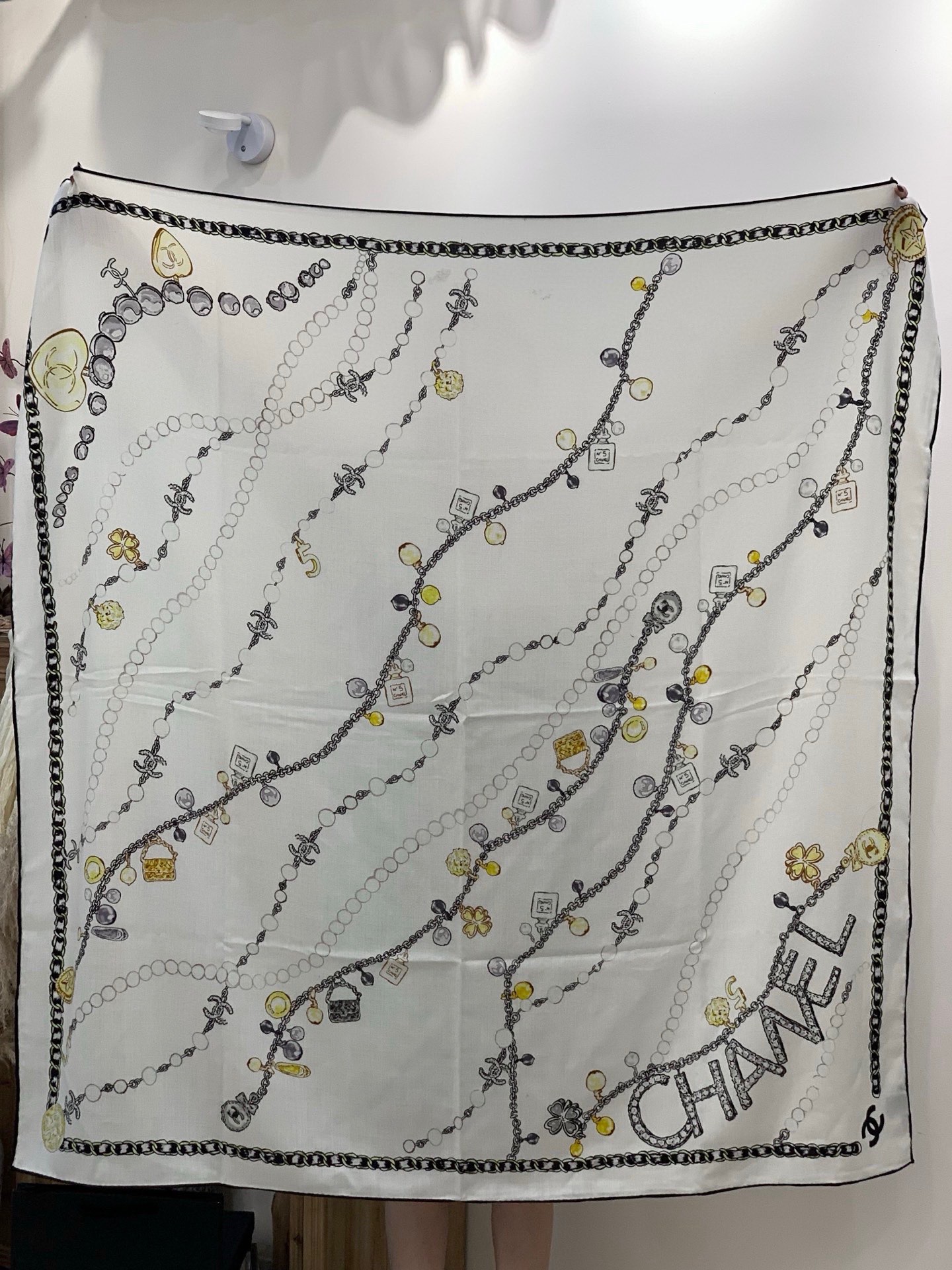 Chanel ~25秋冬新品～“珠光宝气”【140双面丝绒披肩】手工卷边丝绒方巾（30%桑蚕丝70%羊绒