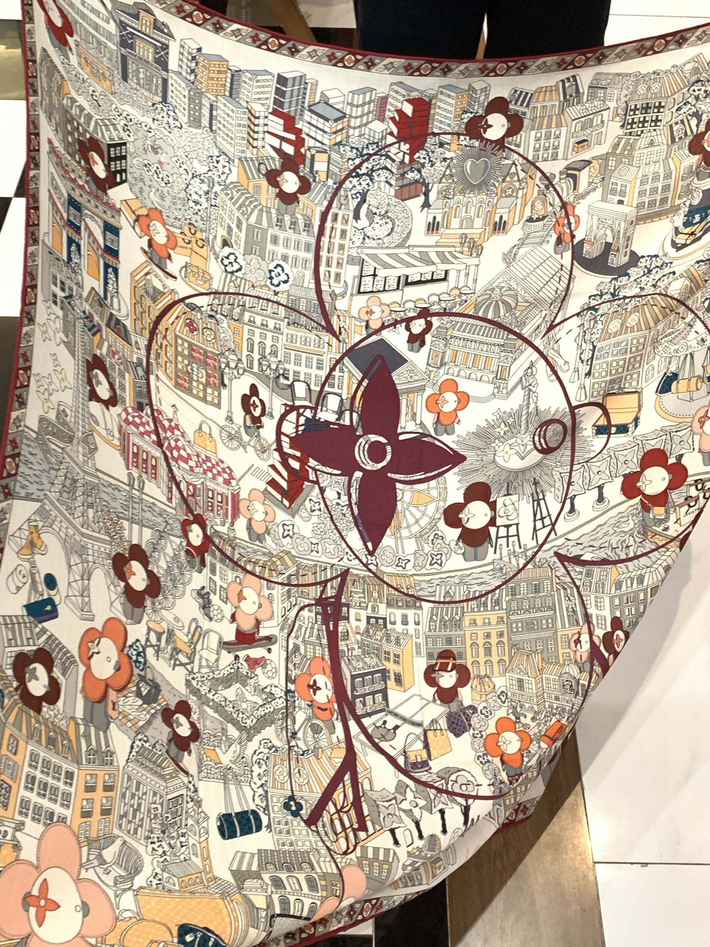 🆕L.viP 定制级别 【双面同色高奢丝绒方巾，baby绒级别的超柔触感】只有我家的品质才能叫丝绒方巾路