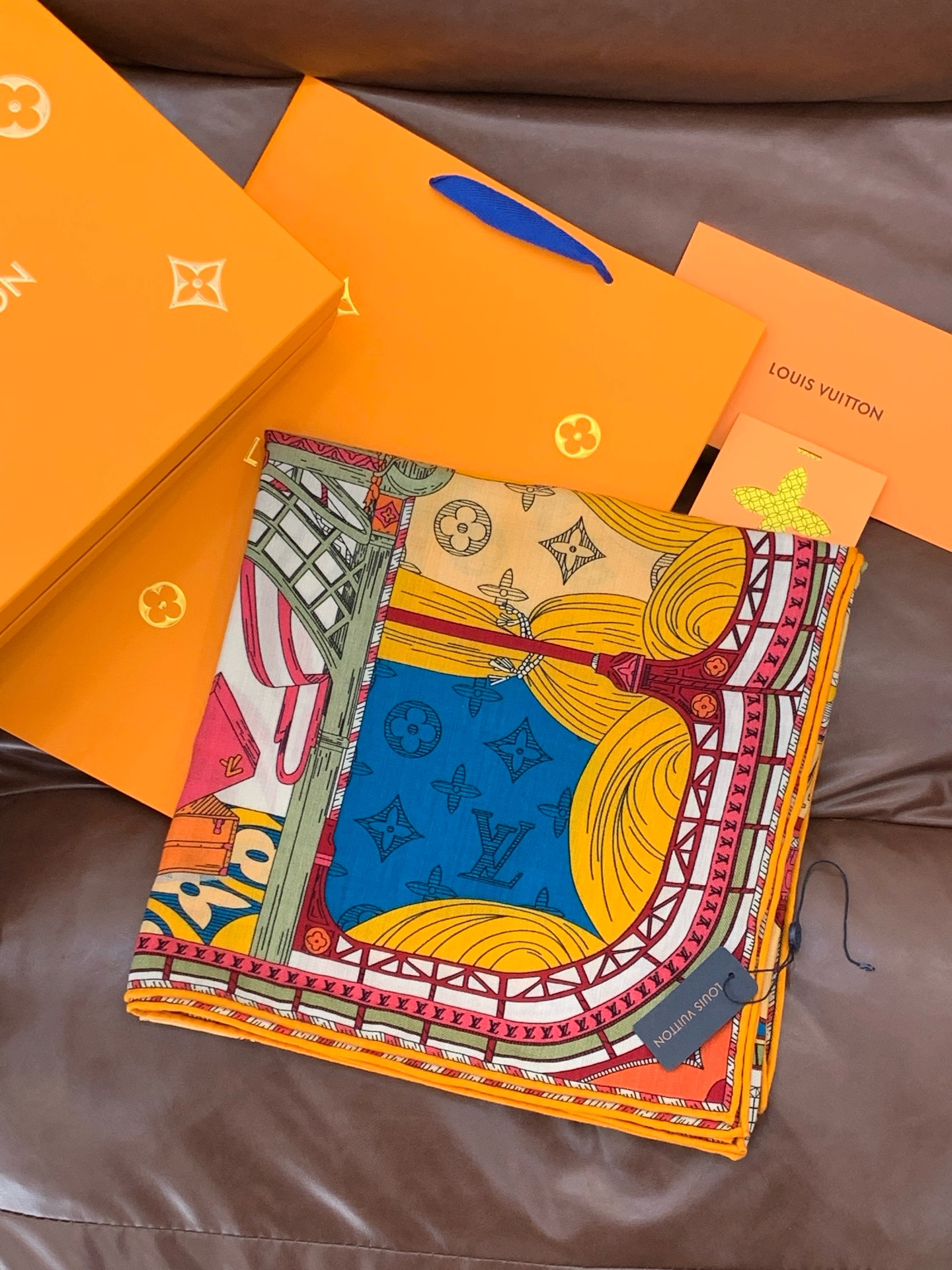 LV x TM 140披肩【140顶级丝绒双面同色披肩】本款LVxTMMonogram Multicol