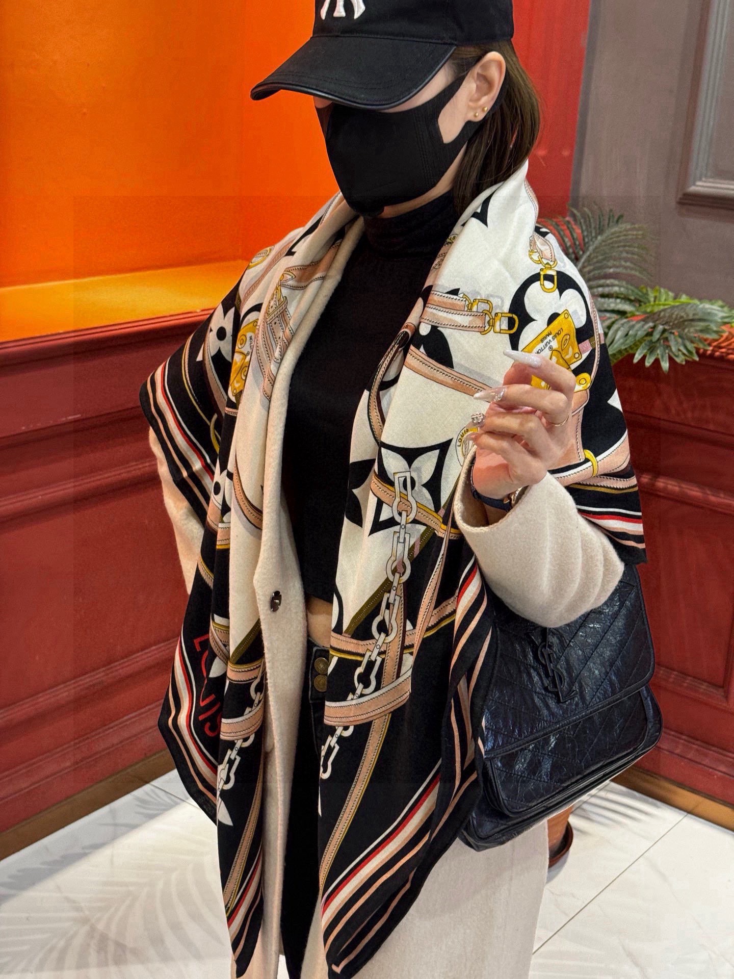 上新❤️ MONOGRAM JACQUARD DENIM140丝绒 方巾 【高定版 双面同色】有些款式他