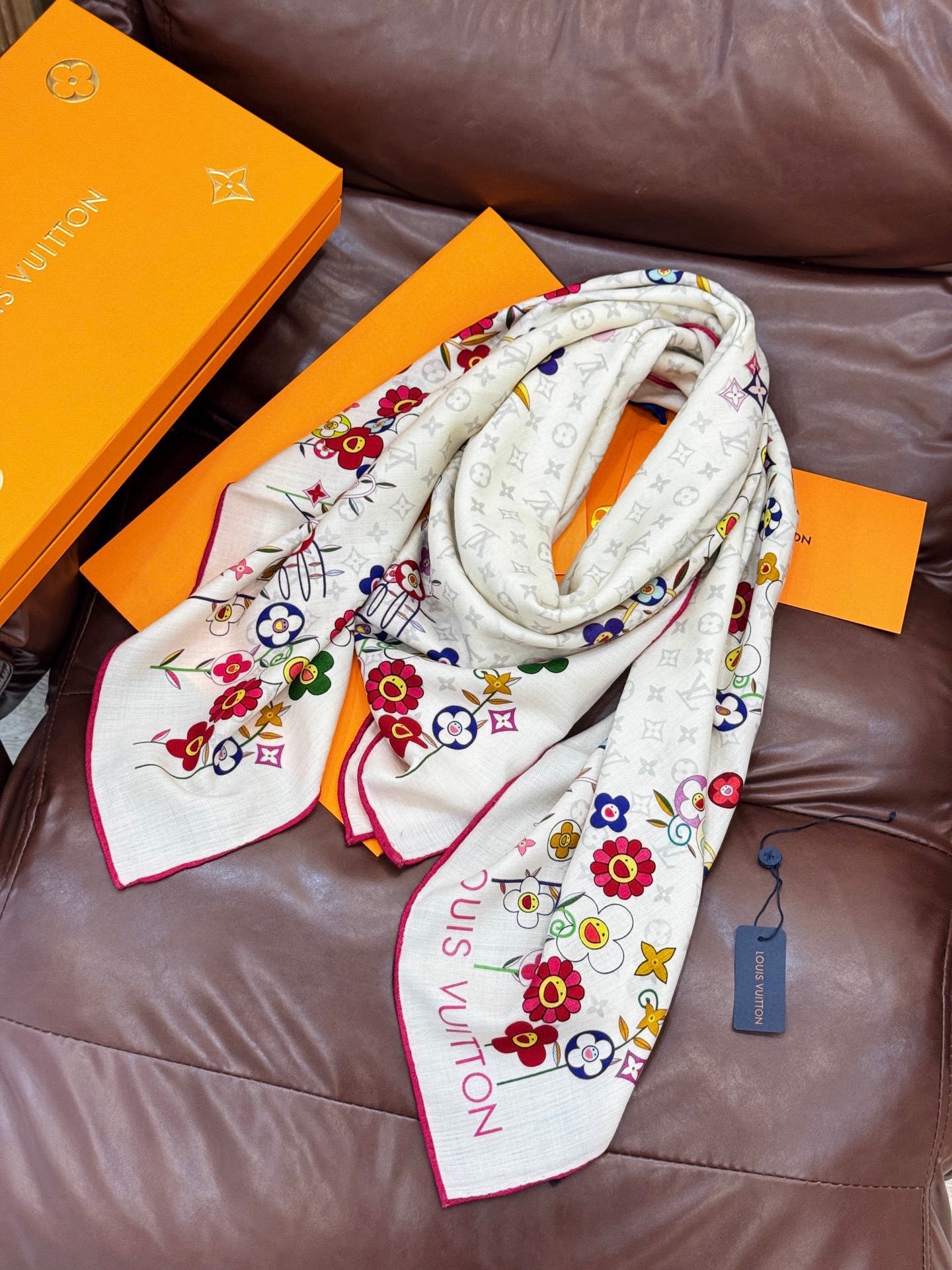 LV x TM SUPERFLAT FLOWERS 140 披肩【140顶级丝绒双面同色印花】LV x 