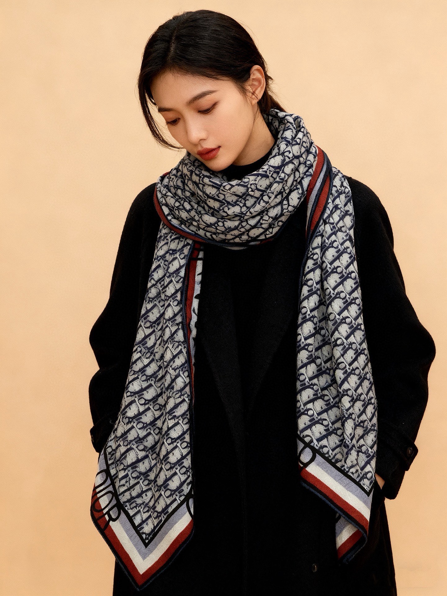 新✨✨😘👍Dior最最新的专柜主打款【D边框老花140】 💟 度假及日常都非常好搭配的款😍订单私流 】一