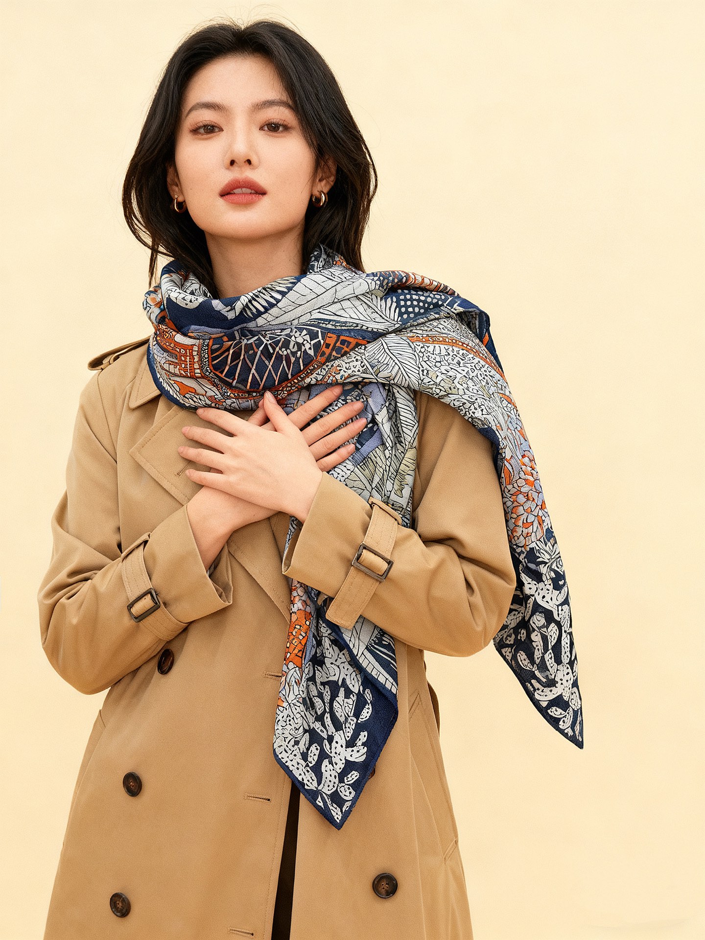 💟2025年秋冬抢先 上新💞【双面同色丝绒方巾】手工卷边山羊绒和真丝混纺披肩（70%山羊绒，30%桑蚕丝