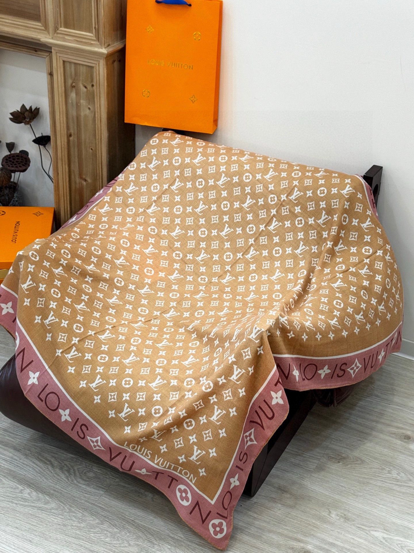 MONOGRAM INFINITY 140丝绒方巾【140顶级丝绒双面同色】Monogram Infin