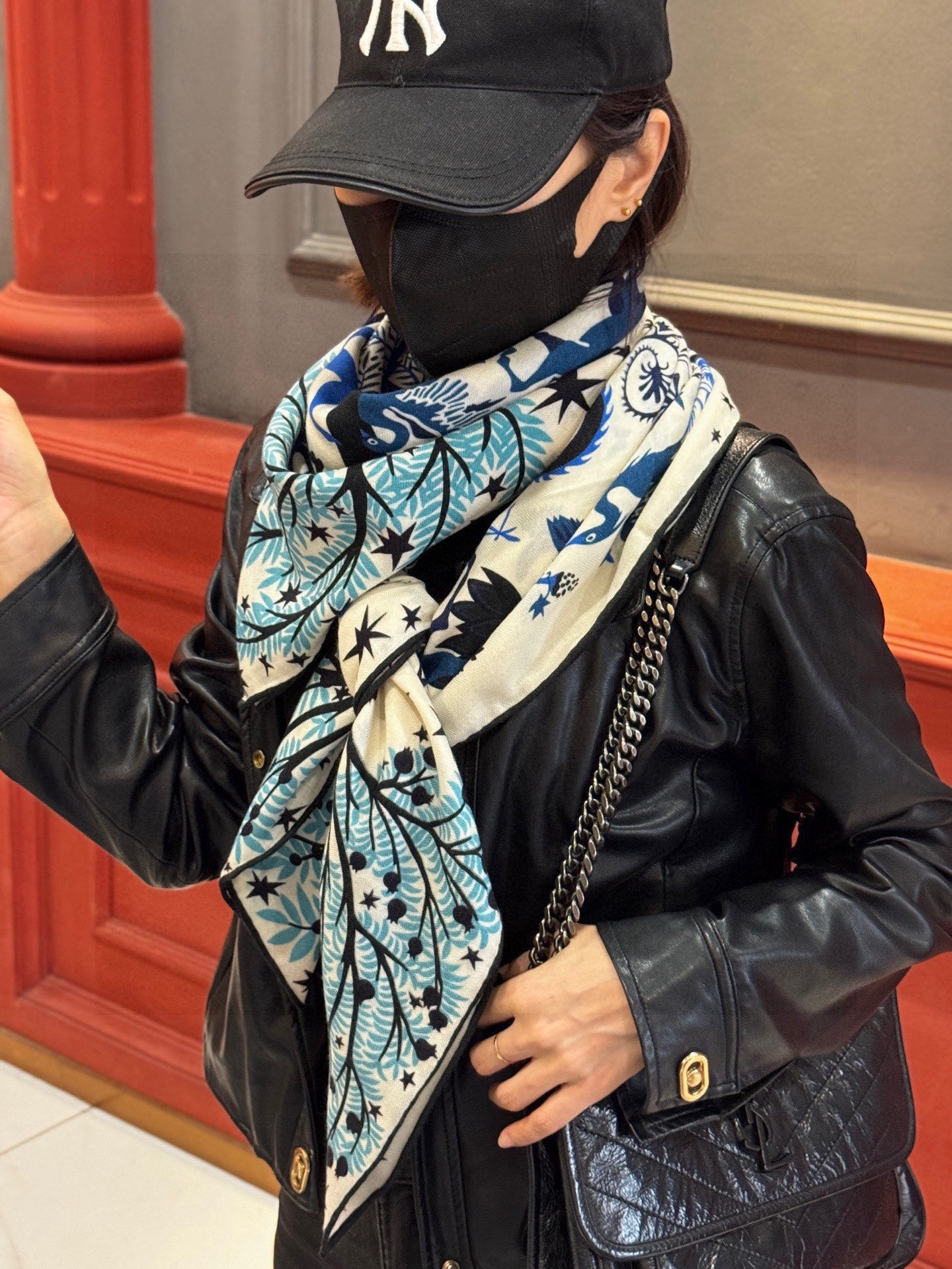 羊绒新款🆕👏👏买了都说好看‼️推荐💕爱马仕双面同色羊绒方巾【玛雅森林双面同色140】，顶级工艺超值‼️爱