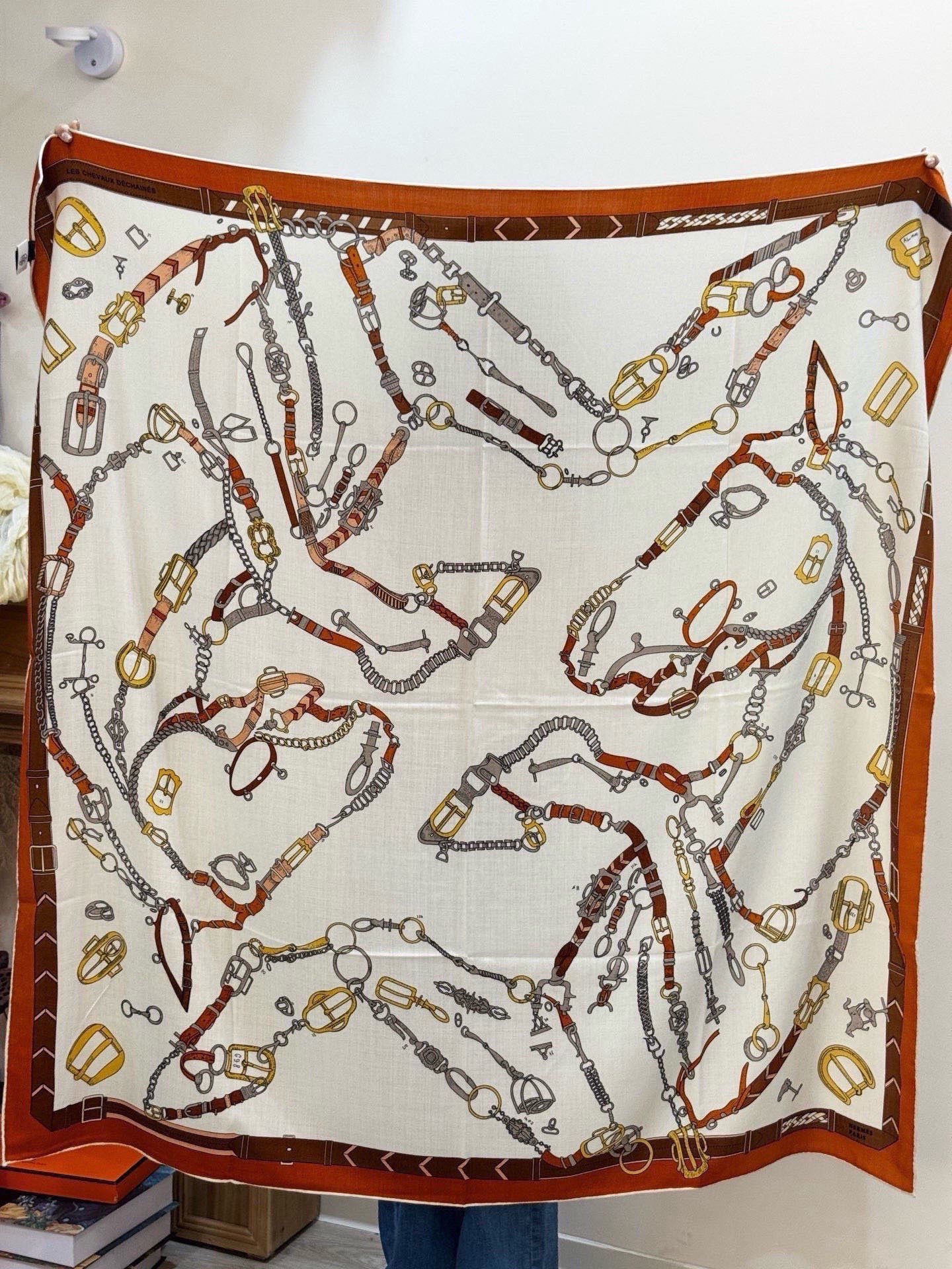 Scarf Style White Scarf Other Scarf detail image 8 from source 779469