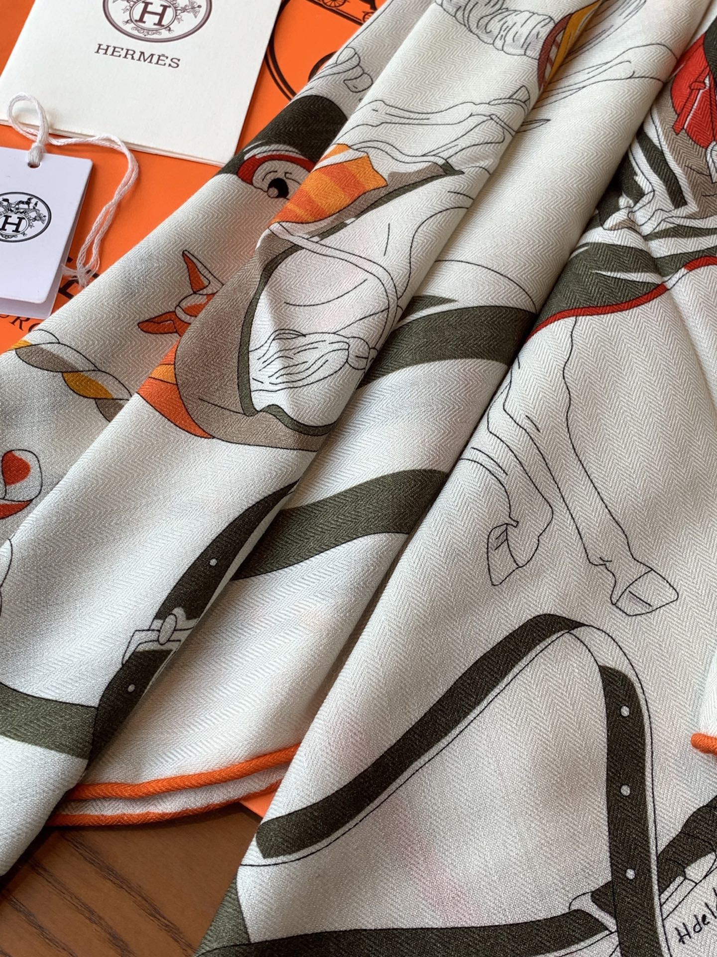 Scarf Style Beige Scarf Other Scarf detail image 7 from source 779471