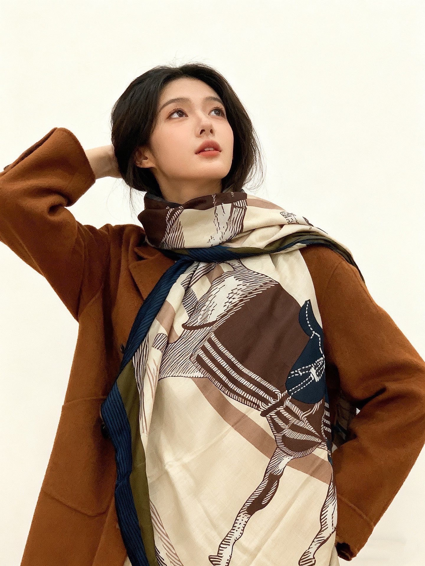 Scarf（围巾） Style White Scarf Lookbook Reference image 1