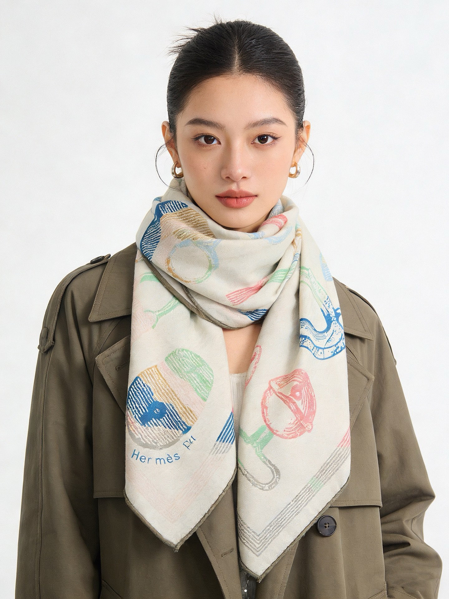 爱马仕(Hermes)【💗】 | “马具故事的诗意回顾”140披肩 【上新❤️】 永远秉承高品质手工卷边