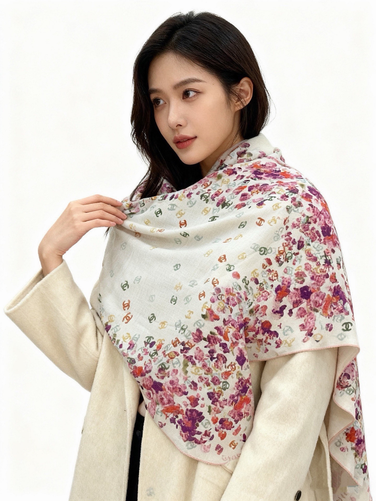 🌸·春日碎花Chanel 140丝绒双面披肩新款碎花花披肩超级有氛围感135*135cm的大尺寸配色太好