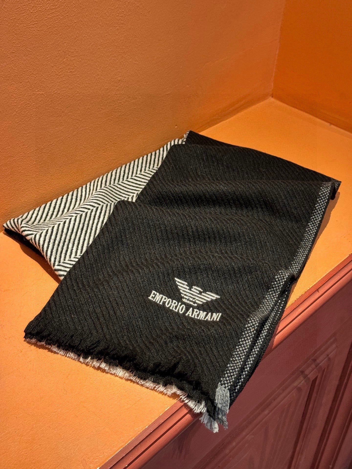 EMPORIO ARMANI。EA阿玛尼。秋冬新品，男士羊绒围巾。，无敌贴身质感，弹力极好，超级搭配王，
