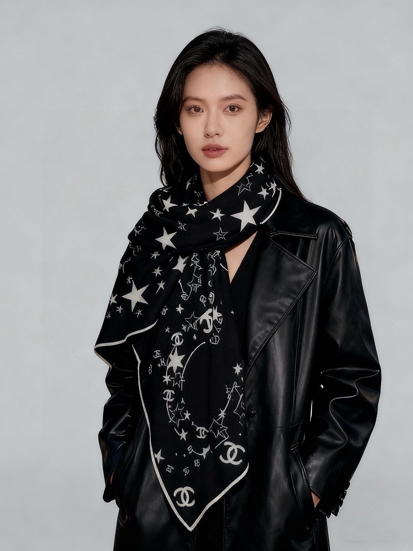 Chanel ~新品～【140顶级丝绒双面同色】繁星点点与双C的完美结合适合各种场合搭配使用黑白两色经典