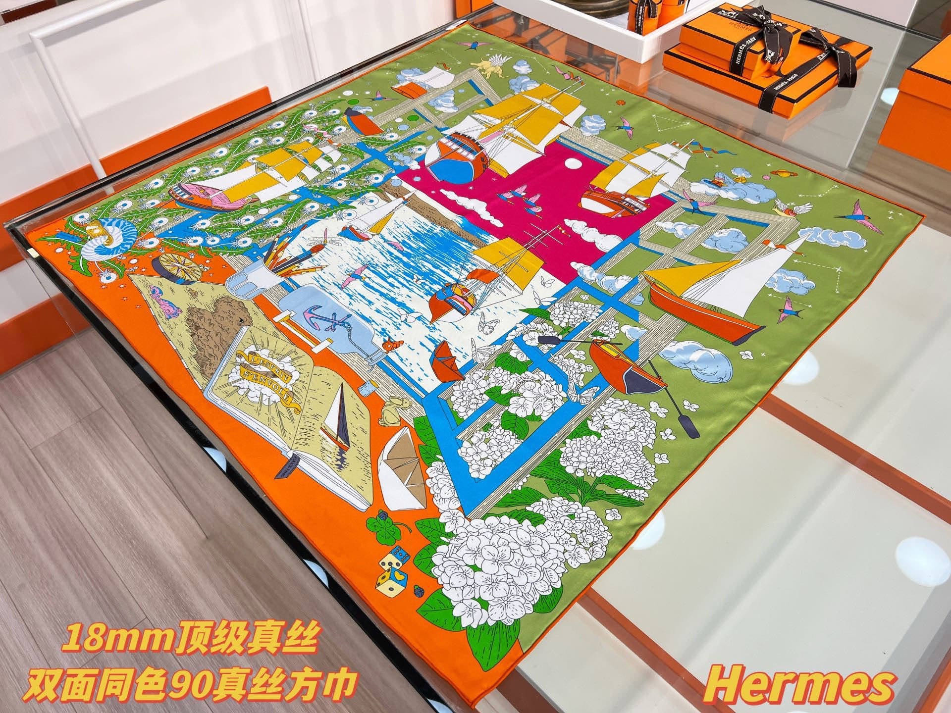 “诗意遨游”90方巾手工卷边斜纹真丝方巾（100%桑蚕丝）。这款爱马仕的经典单品展现强大而迷人的女性魅力