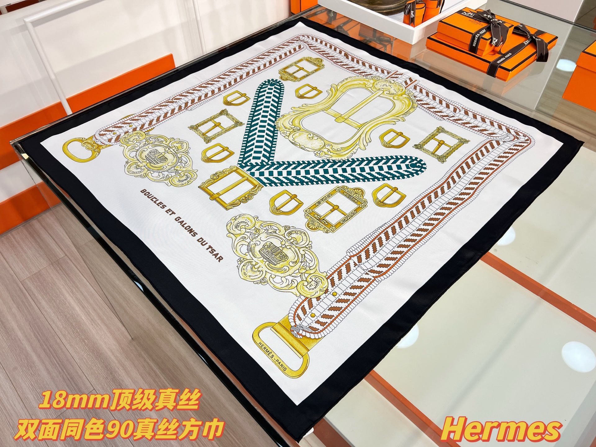 爱马仕（Hermès）90丝巾经典款“Boucles et Sangles du Trian”真丝方巾​