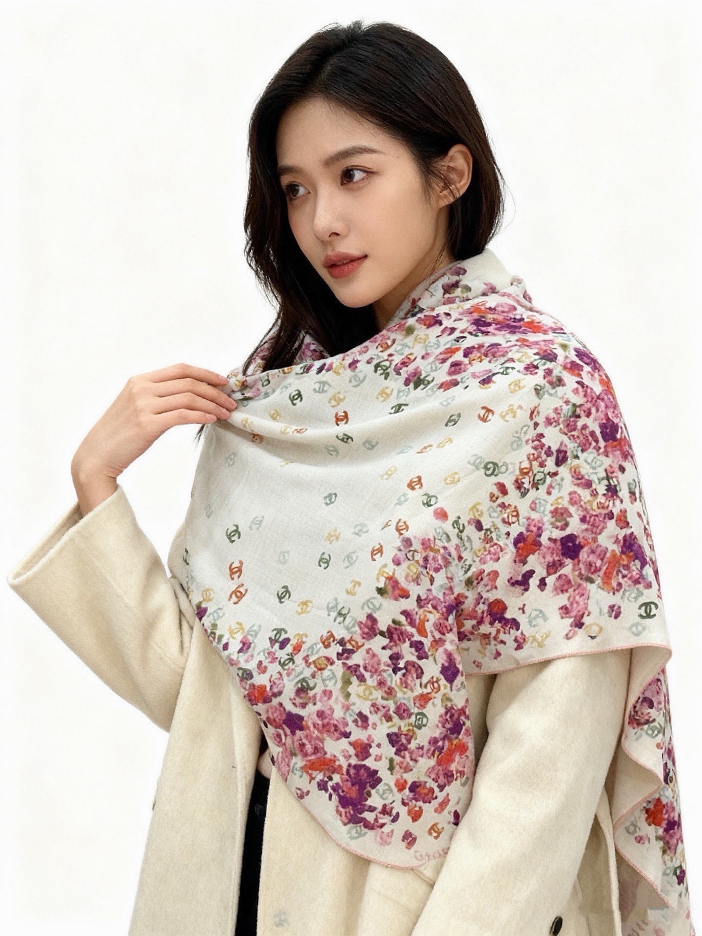 🌸·春日碎花Chanel 140丝绒双面披肩新款碎花花披肩超级有氛围感135*135cm的大尺寸配色太好