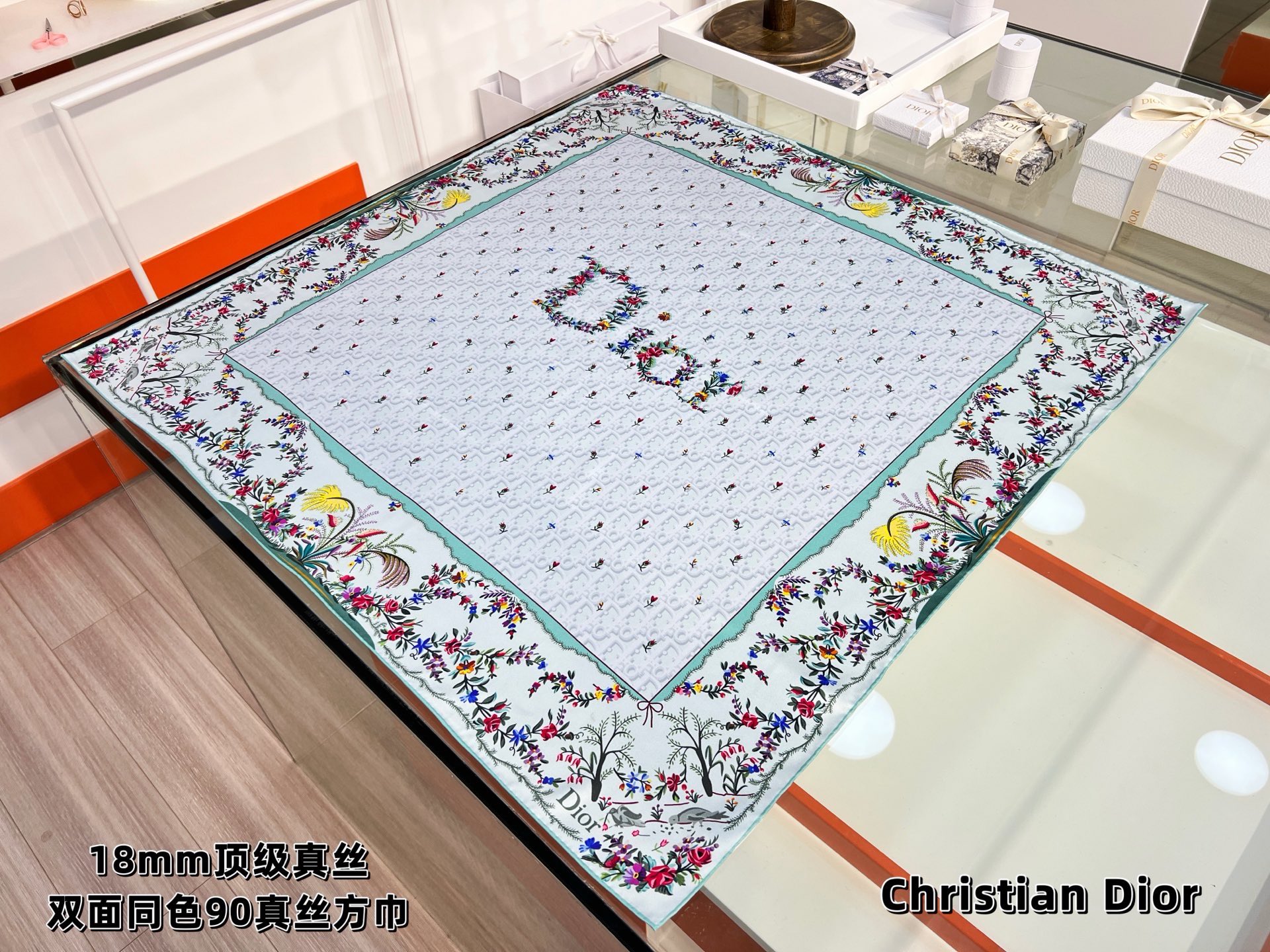 Dioramour 印花方巾90 厘米蓝色桑蚕丝斜纹面料多色 Revolution Flowers 图案