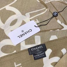 高级成衣系列~Chanel 【140双面同色丝绒披肩】此系列谱写一曲自由轻灵的赞歌本系列作品创新演绎品牌 高级成衣系列~Chanel 【140双面同色丝绒披肩】此系列谱写一曲自由轻灵的赞歌本系列作品创新演绎品牌