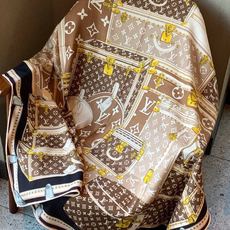 MY NEVERFULL 140丝绒方巾【140顶级丝绒双面同色】My Neverfull 丝绒方巾回溯 MY NEVERFULL 140丝绒方巾【140顶级丝绒双面同色】My Neverfull 丝绒方巾回溯