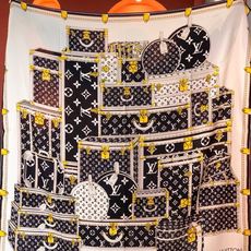 MY NEVERFULL 140丝绒方巾【140顶级丝绒双面同色】My Neverfull 丝绒方巾回溯 MY NEVERFULL 140丝绒方巾【140顶级丝绒双面同色】My Neverfull 丝绒方巾回溯