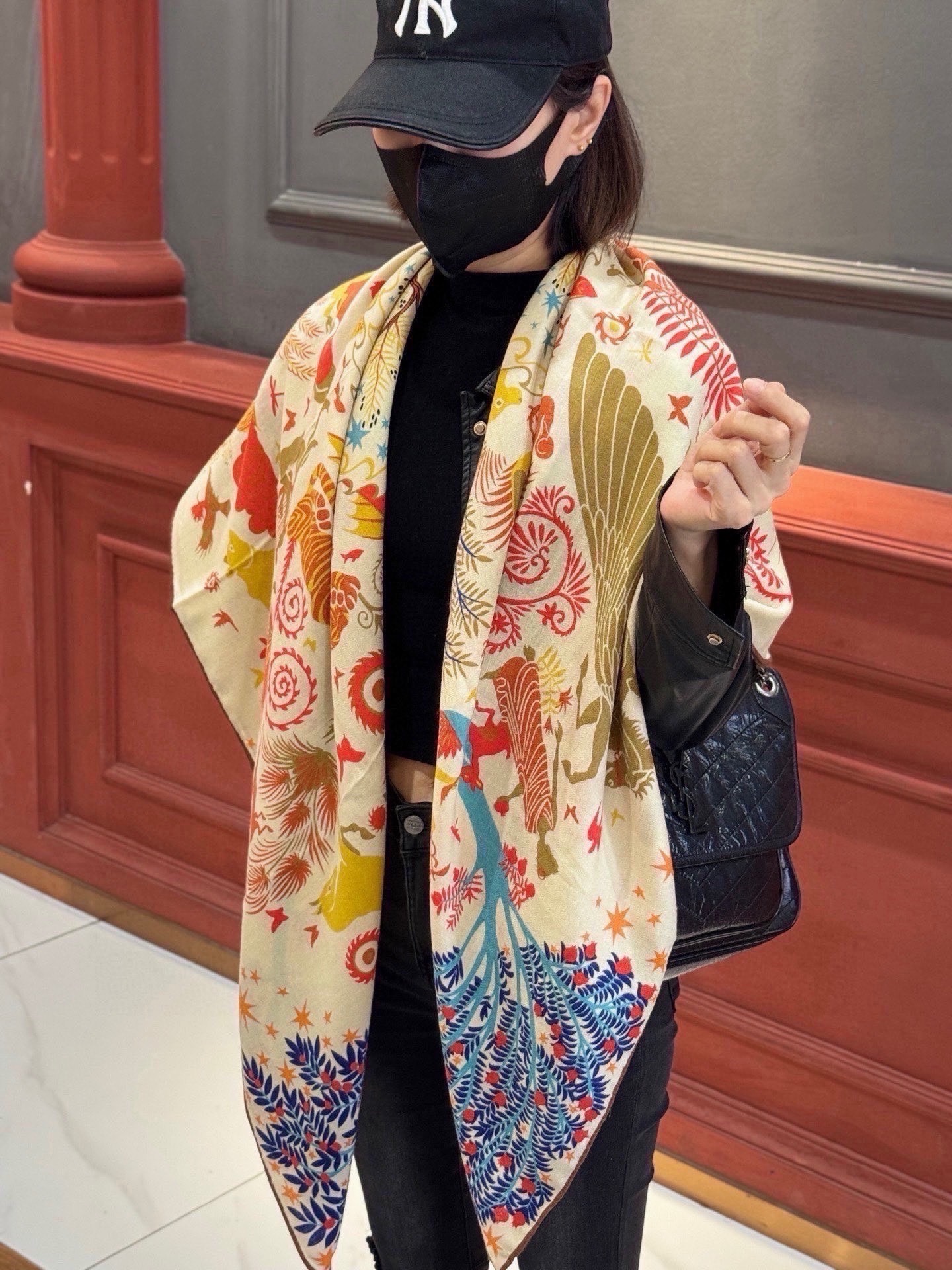 羊绒新款🆕👏👏买了都说好看‼️推荐💕爱马仕双面同色羊绒方巾【玛雅森林双面同色140】，顶级工艺超值‼️爱