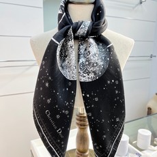 这款Dior 星座系列~ 【18mm顶级真丝双面同色印花方巾】是发布秀的主打款式,以 Zodiac 印 这款Dior 星座系列~ 【18mm顶级真丝双面同色印花方巾】是发布秀的主打款式,以 Zodiac 印