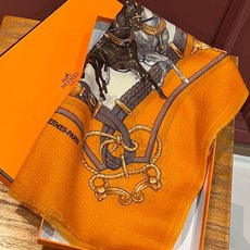 会发光发亮的围巾 新款🆕🏇🏇买了都说好看‼️推荐💕顶级工艺超值‼️爱马仕专柜爆款🎁💟立体呈现图案纹路实物 会发光发亮的围巾 新款🆕🏇🏇买了都说好看‼️推荐💕顶级工艺超值‼️爱马仕专柜爆款🎁💟立体呈现图案纹路实物