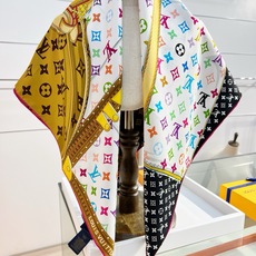 LV X TM MONOGRAMMULTICOLOR COLLECTORSQUARE 90方巾路易威登携 LV X TM MONOGRAMMULTICOLOR COLLECTORSQUARE 90方巾路易威登携
