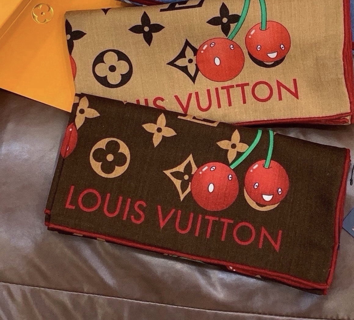 LV X TM MONOGRAMCERISE 140丝绒方巾【140双面丝绒同色】LV × TM Mon